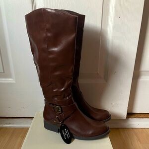 Brown boots